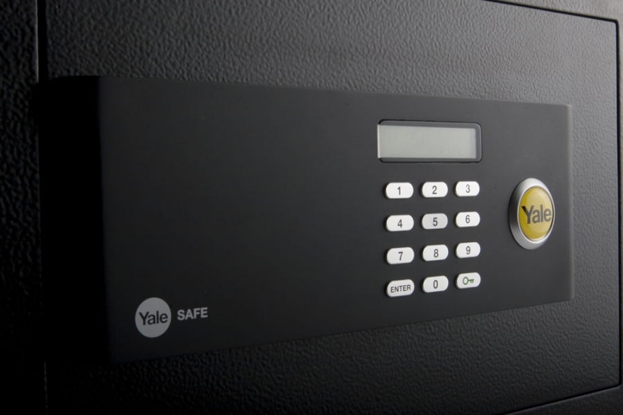 Domácí/hotelový sejf Yale Safe Standard Home 250