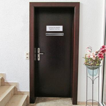 Schránka TERAMO stříbrná pozinkovaná